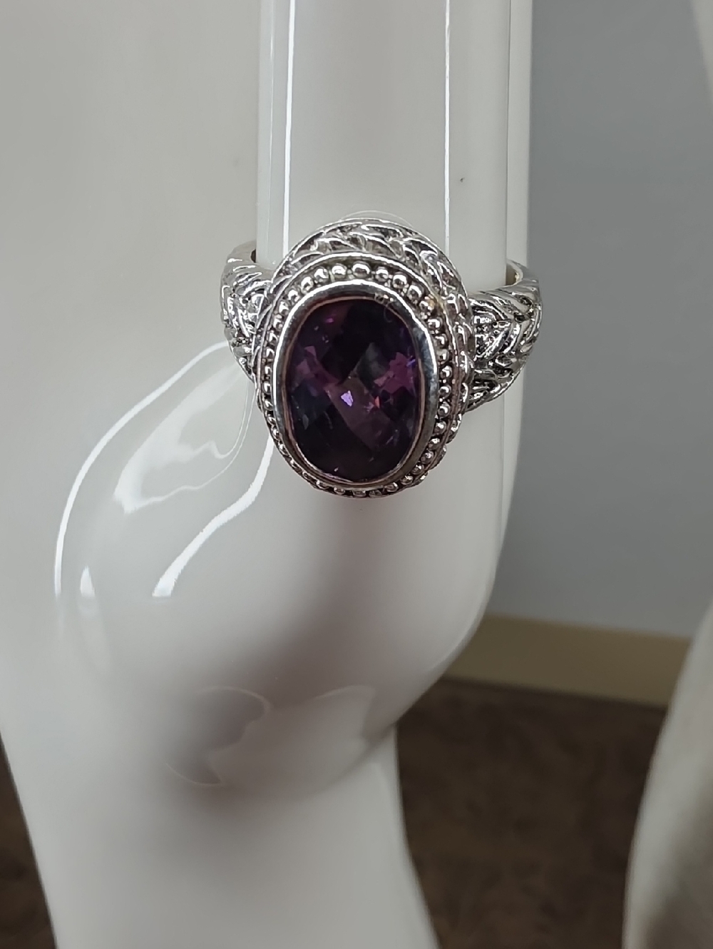 Vintage Silver Amethyst Purple Color Faceted Oval Statement Ring